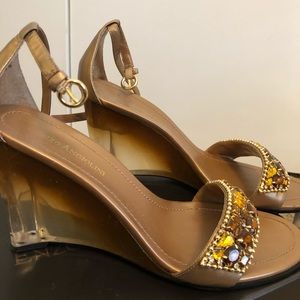 Enzo size 7.5 heels with gems